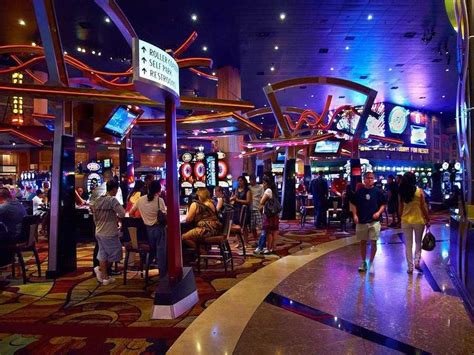casino design tricks|9 tricks casinos use to keep you spending your money.